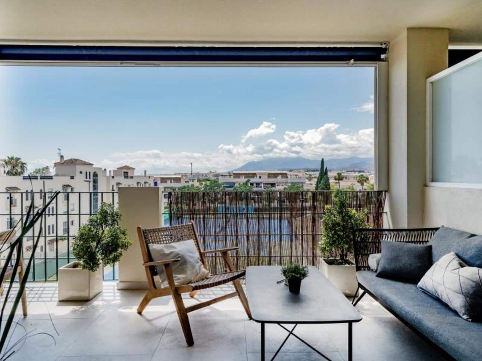 3 bedroom Penthouse for sale in Marbella with pool garage - € 449,990 (Ref: 8615396)