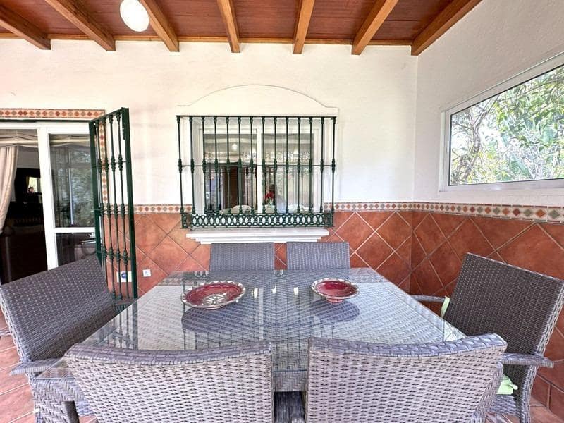 3 soverom Rekkehus til salgs i Marbella med svømmebasseng garasje - € 519 900 (Ref: 8615398)