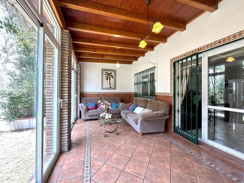 3 soverom Rekkehus til salgs i Marbella med svømmebasseng garasje - € 519 900 (Ref: 8615398)