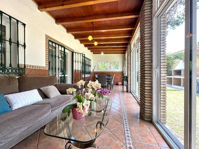 3 soverom Rekkehus til salgs i Marbella med svømmebasseng garasje - € 519 900 (Ref: 8615398)