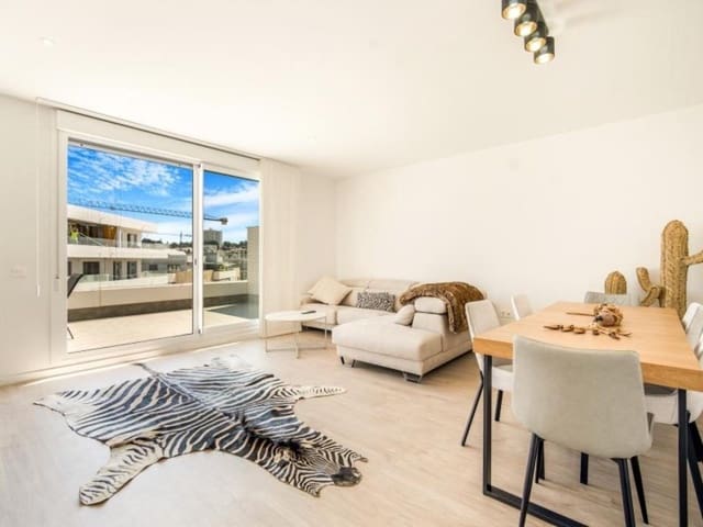 4 soveværelse Penthouse til salg i Nueva Andalucia, Marbella med swimmingpool garage - € 549.000 (Ref: 8615399)