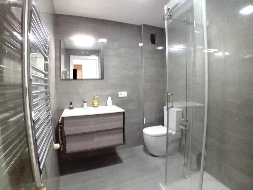 1 soveværelse Lejlighed til leje i Salamanca by - € 850 (Ref: 8624185)