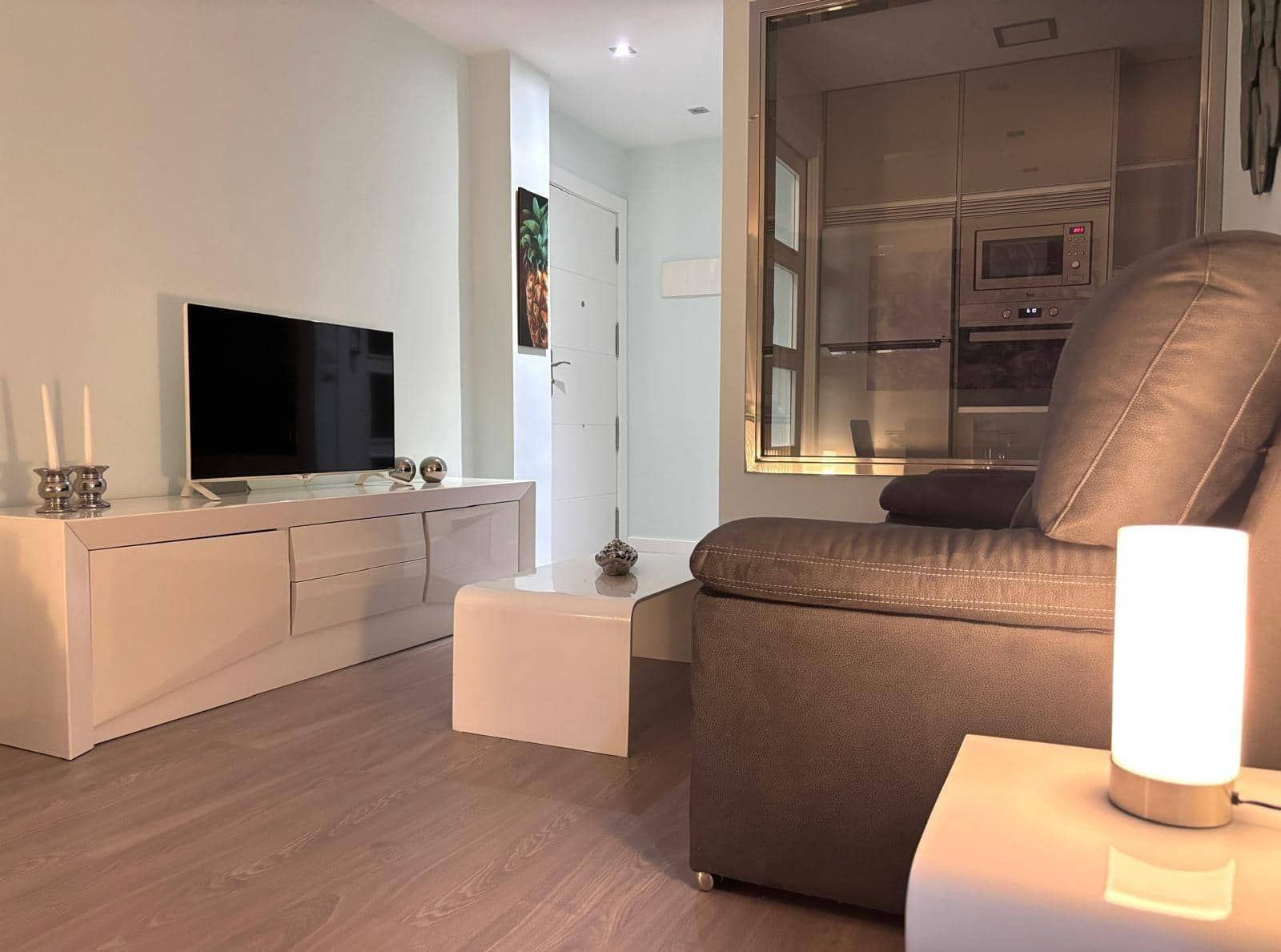 1 soveværelse Lejlighed til leje i Salamanca by - € 850 (Ref: 8624185)