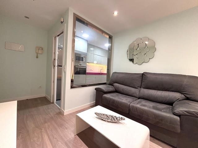 1 sypialnia Apartament do wynajęcia w Miasto Salamanka - 850 € (Ref: 8624185)