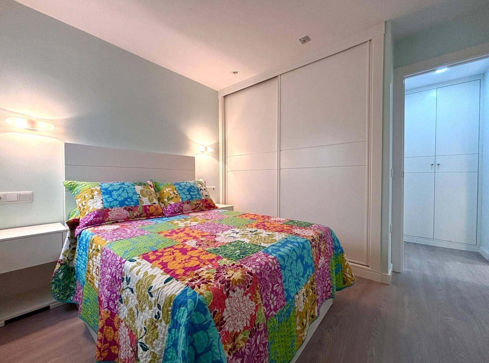 1 soveværelse Lejlighed til leje i Salamanca by - € 850 (Ref: 8624185)