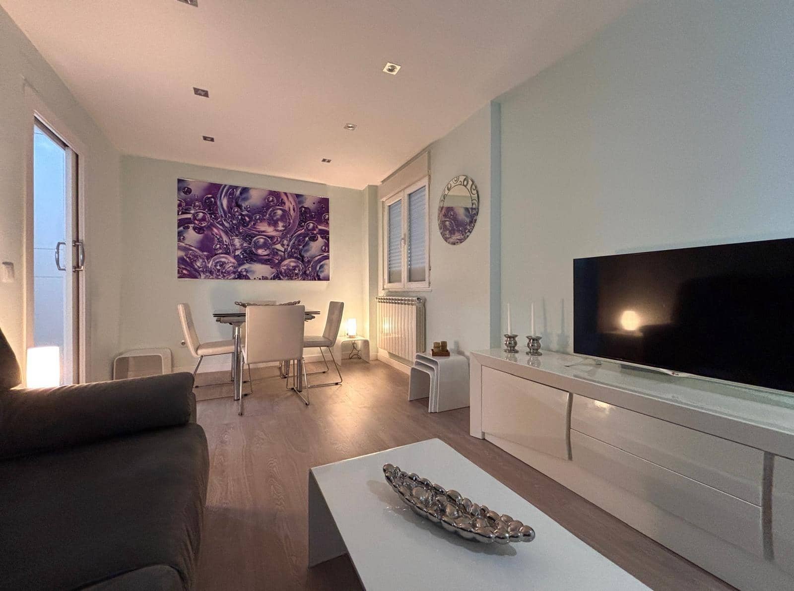 1 soveværelse Lejlighed til leje i Salamanca by - € 850 (Ref: 8624185)