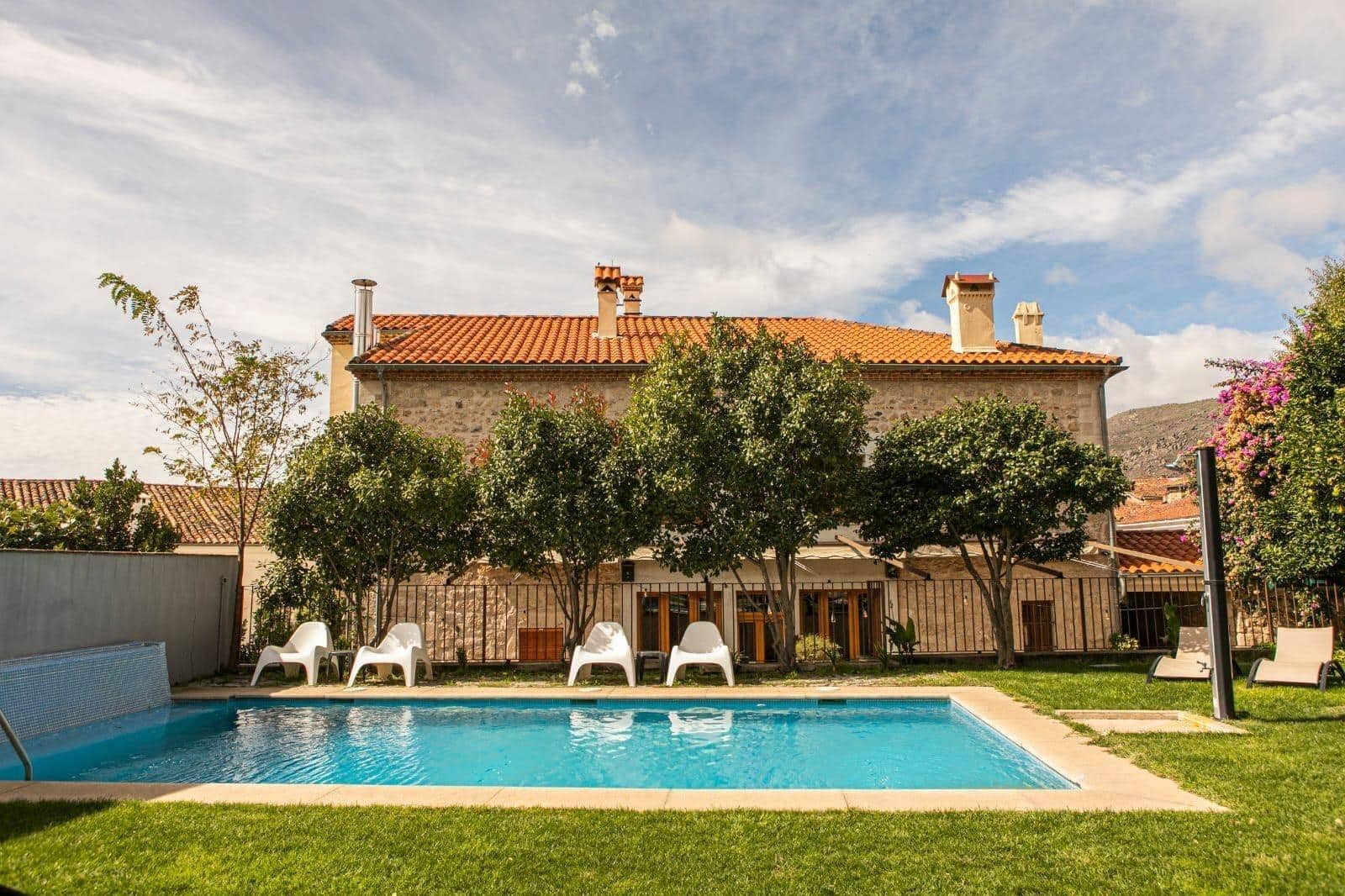 10 soveværelse Hotel til salg i San Martin de Trevejo med swimmingpool - € 1.500.000 (Ref: 8634581)