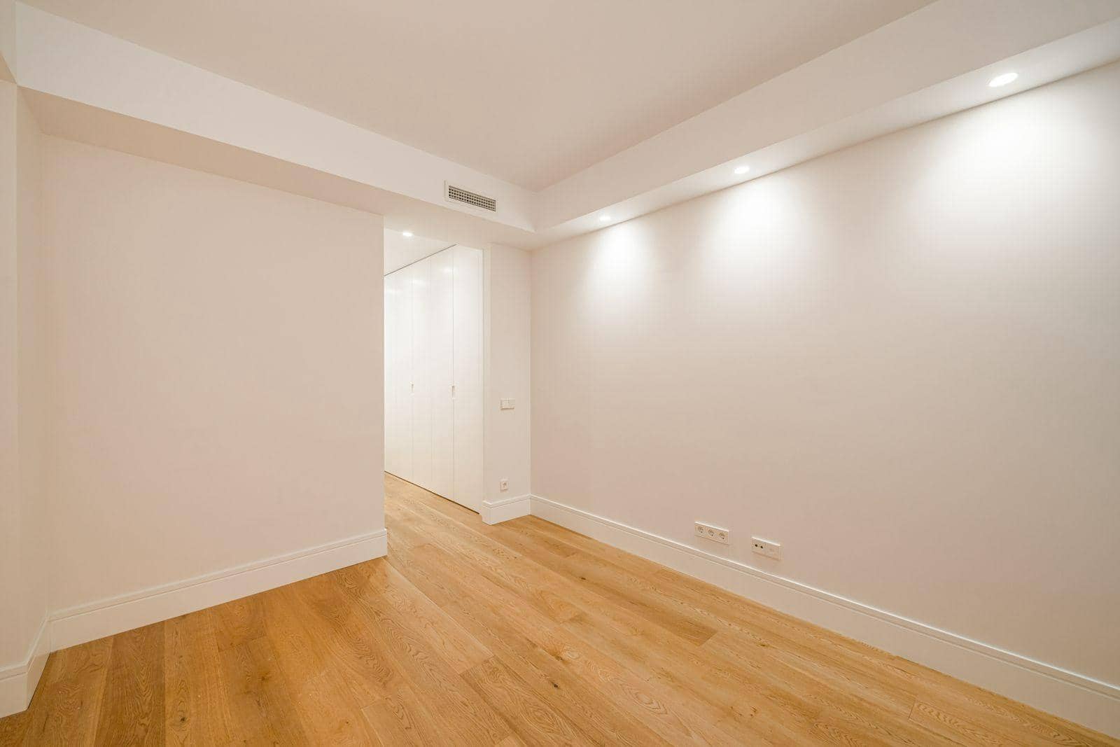 3 sovrum Lägenhet till salu i Madrid stad med garage - 1 560 000 € (Ref: 8634582)