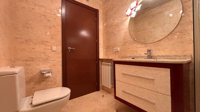 1 makuuhuone Asunto vuokrattavana paikassa Salamanca kaupunki mukana 
autotalli - 750 € (Ref: 8636674)