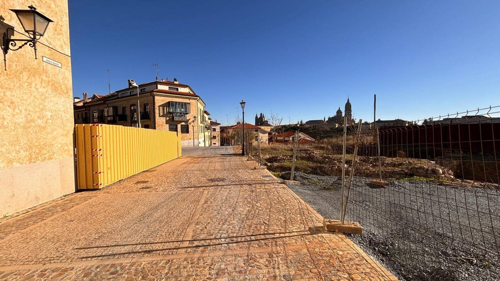 1 bedroom Flat for rent in Salamanca city with garage - € 750 (Ref: 8636674)