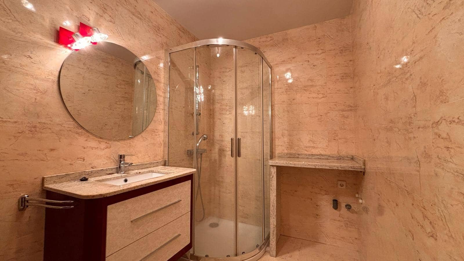 1 sypialnia Mieszkanie do wynajęcia w Miasto Salamanka z garażem - 750 € (Ref: 8636674)