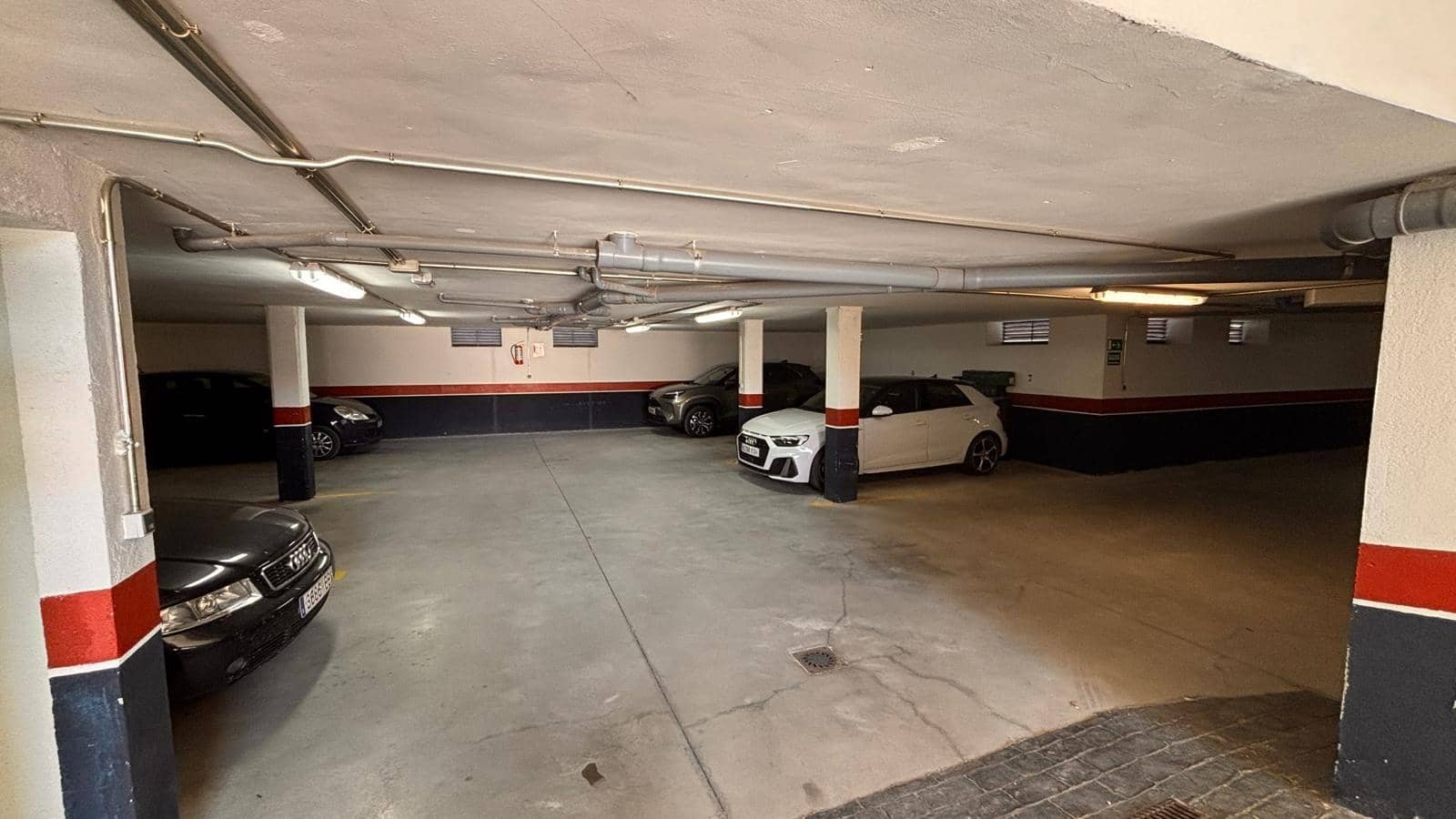 1 sypialnia Mieszkanie do wynajęcia w Miasto Salamanka z garażem - 750 € (Ref: 8636674)