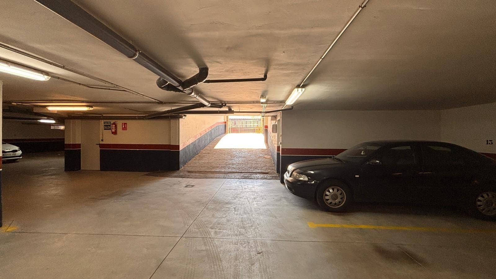 1 sypialnia Mieszkanie do wynajęcia w Miasto Salamanka z garażem - 750 € (Ref: 8636674)