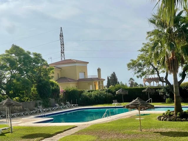 1 soveværelse Lejlighed til salg i Guadalmina, Marbella med swimmingpool garage - € 226.804 (Ref: 8638546)