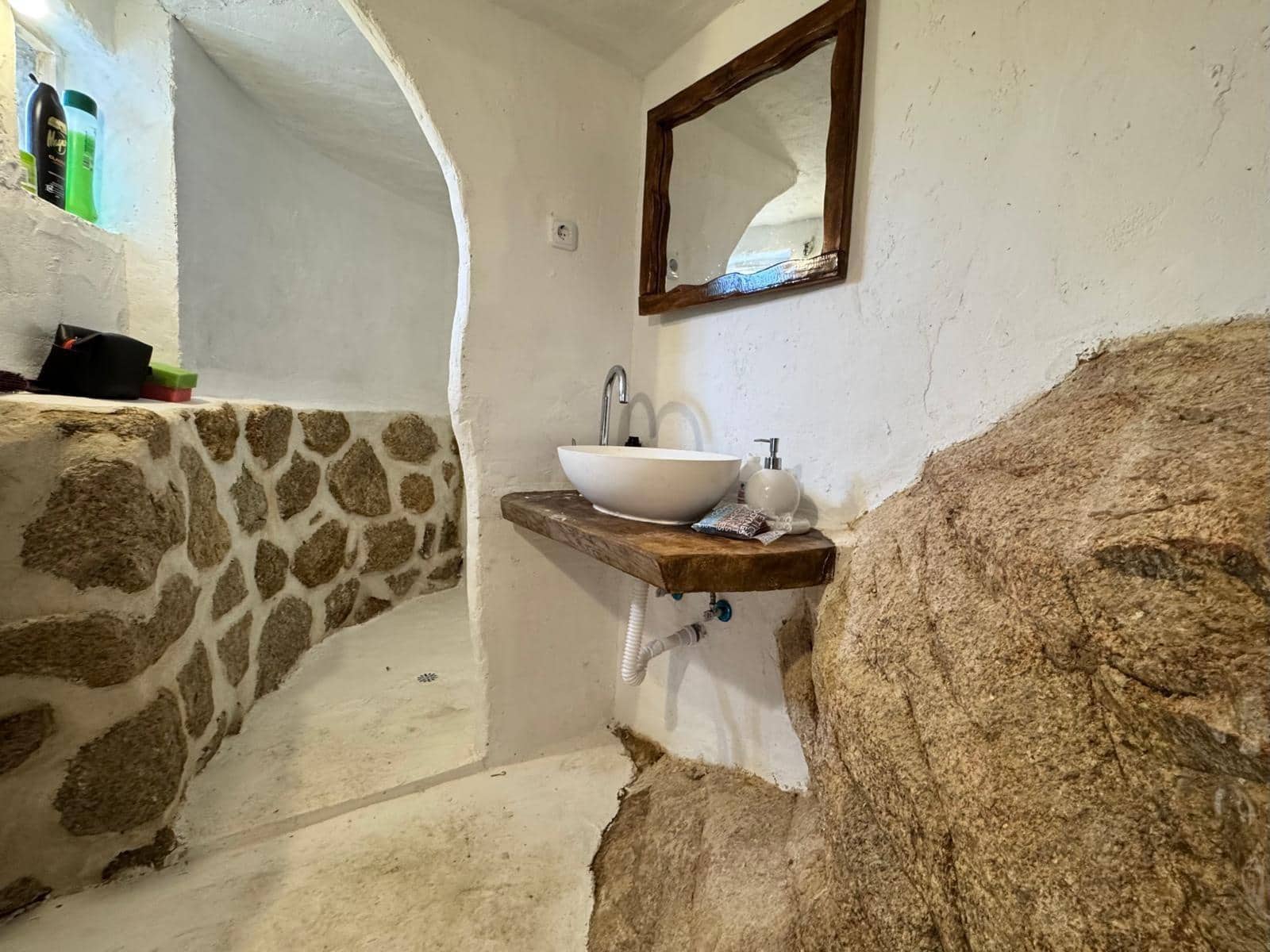 2 slaapkamer Finca/Landhuis te koop in Manzanares el Real met zwembad garage - € 550.000 (Ref: 8645247)