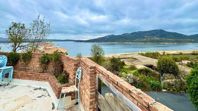 2 bedroom Finca/Country House for sale in Manzanares el Real with pool garage - € 550,000 (Ref: 8645247)