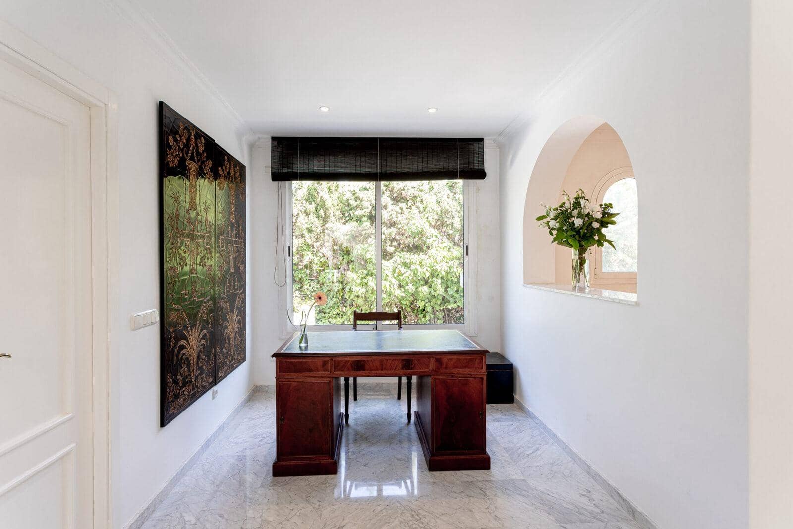 5 makuuhuone Huvila myytävänä paikassa El Rosario mukana uima-altaan 
autotalli - 3 950 000 € (Ref: 8652868)