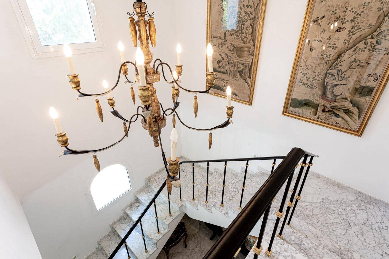 5 makuuhuone Huvila myytävänä paikassa El Rosario mukana uima-altaan 
autotalli - 3 950 000 € (Ref: 8652868)