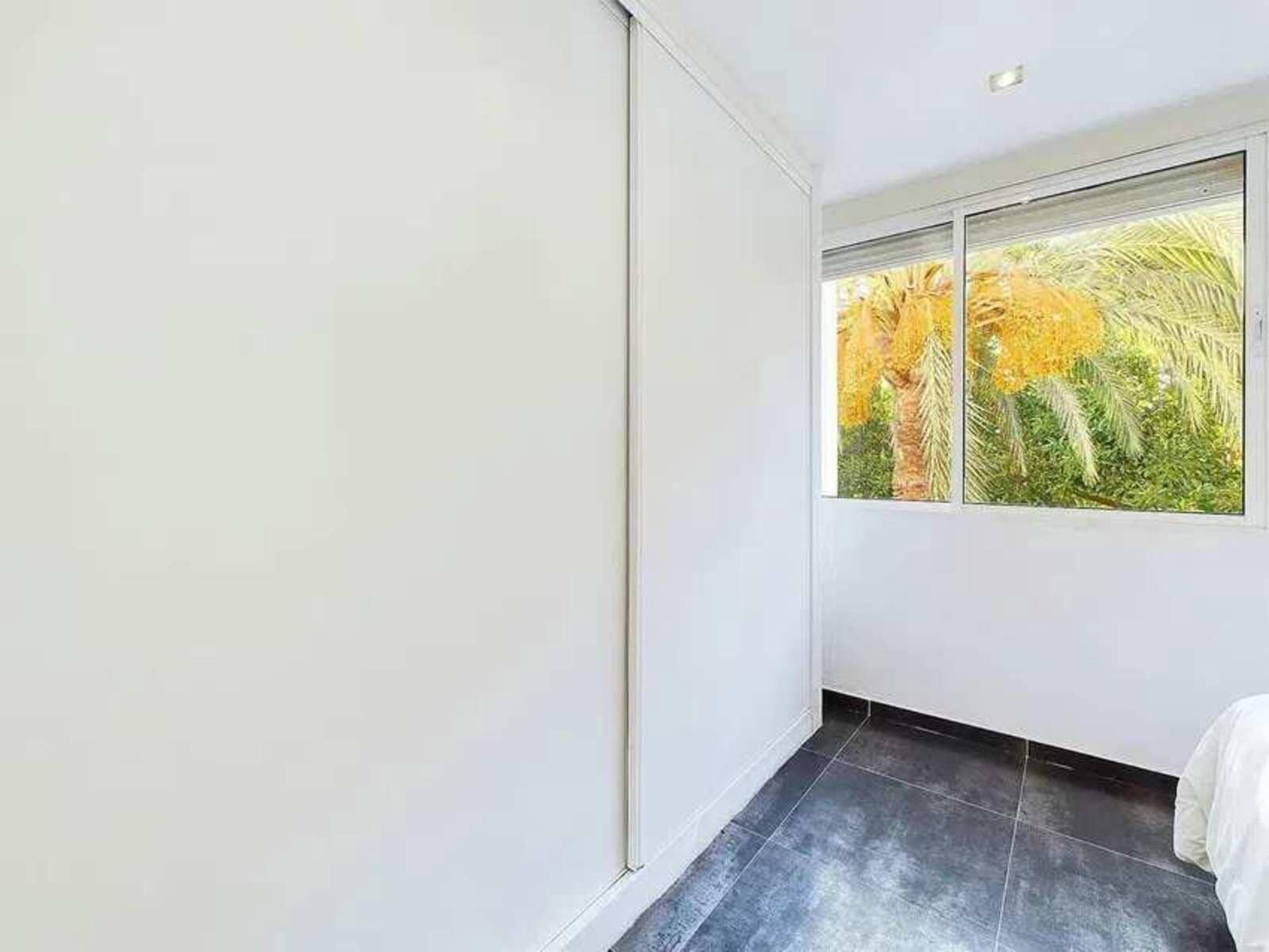 Piso de 1 habitación en Estepona en venta con piscina garaje - 218.000 € (Ref: 8662795)