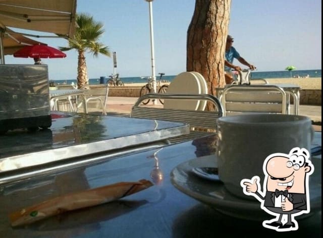 Kommersiell til salgs i Torredembarra - € 1 300 000 (Ref: 8662797)