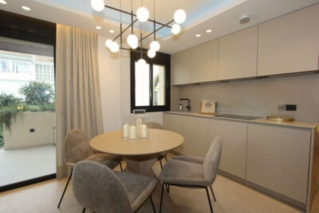 2 quarto Apartamento para venda em Marbella com piscina garagem - 749 000 € (Ref: 8662798)