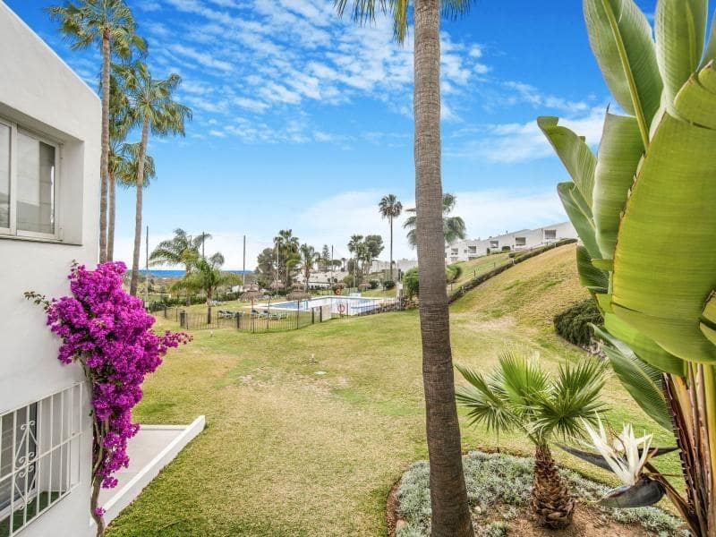 2 makuuhuone Kattohuoneisto myytävänä paikassa Aloha Golf mukana uima-altaan 
autotalli - 380 000 € (Ref: 8678005)