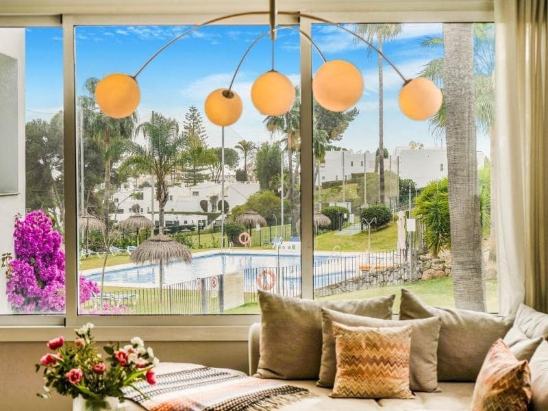 2 makuuhuone Kattohuoneisto myytävänä paikassa Aloha Golf mukana uima-altaan 
autotalli - 380 000 € (Ref: 8678005)