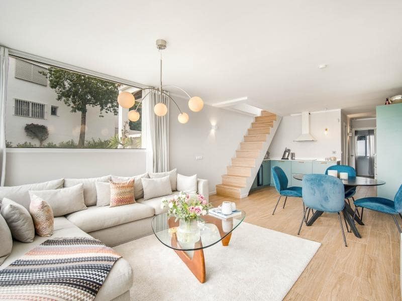 2 makuuhuone Kattohuoneisto myytävänä paikassa Aloha Golf mukana uima-altaan 
autotalli - 380 000 € (Ref: 8678005)