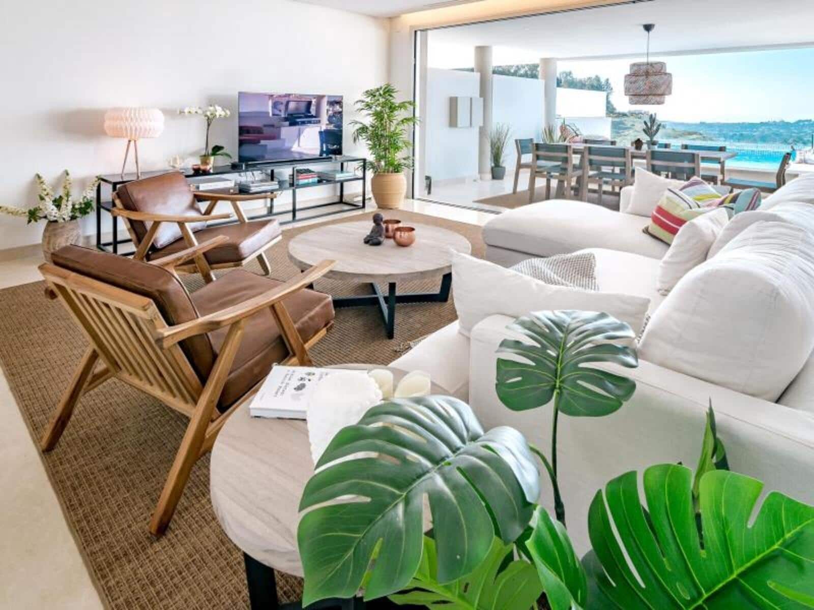 2 soveværelse Lejlighed til salg i Nueva Andalucia med swimmingpool garage - € 850.000 (Ref: 8682486)