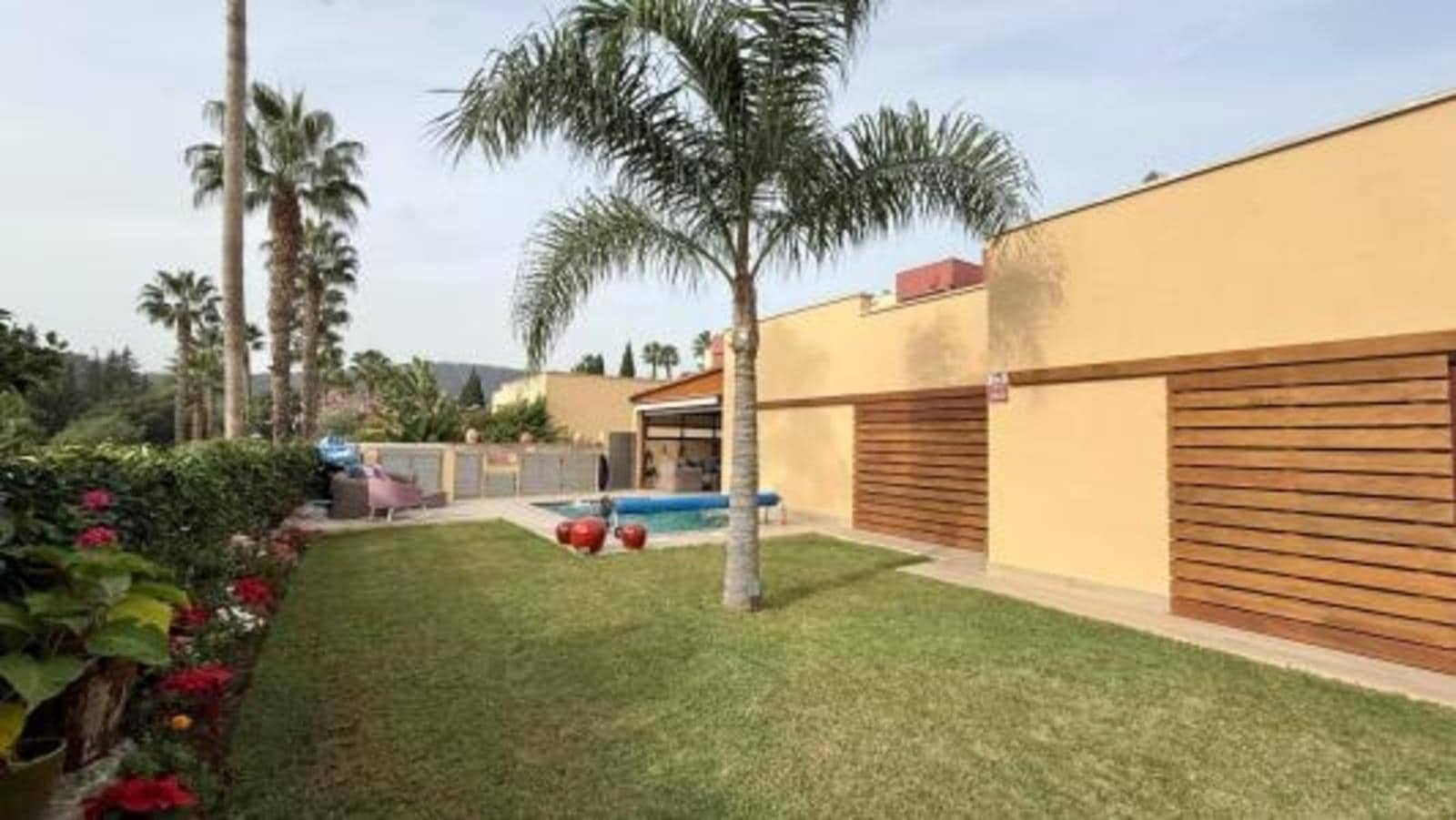 3 sypialnia Willa na sprzedaż w Los Flamingos z basenem garażem - 597 000 € (Ref: 8686314)