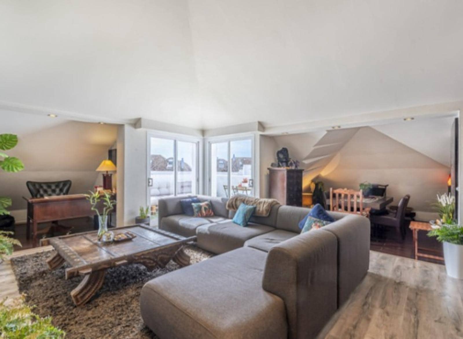 2 sypialnia Penthouse na sprzedaż w Marbella z basenem - 650 000 € (Ref: 8727916)