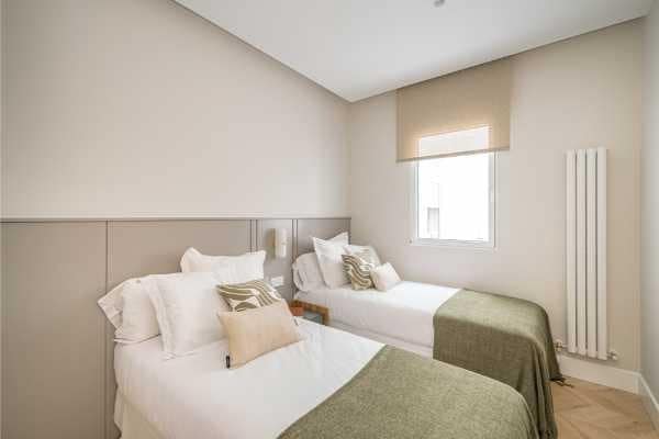 2 soveværelse Lejlighed til salg i Madrid by - € 1.679.000 (Ref: 8735554)