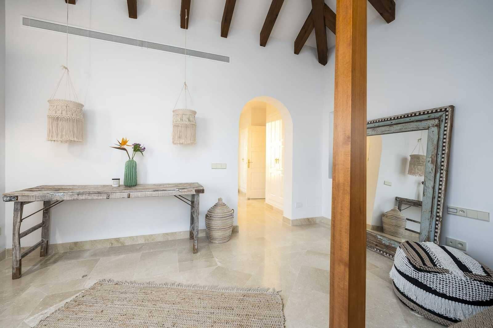 6 soverom Villa til salgs i Marbella med svømmebasseng garasje - € 3 990 000 (Ref: 8735555)