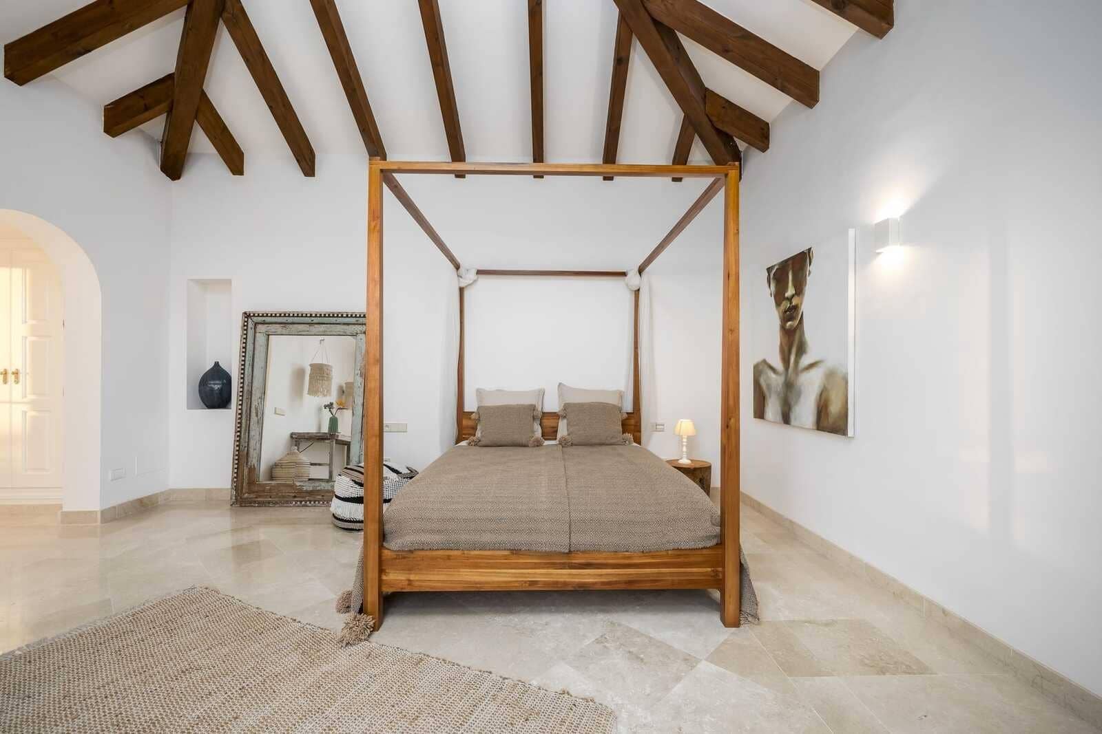 6 soverom Villa til salgs i Marbella med svømmebasseng garasje - € 3 990 000 (Ref: 8735555)