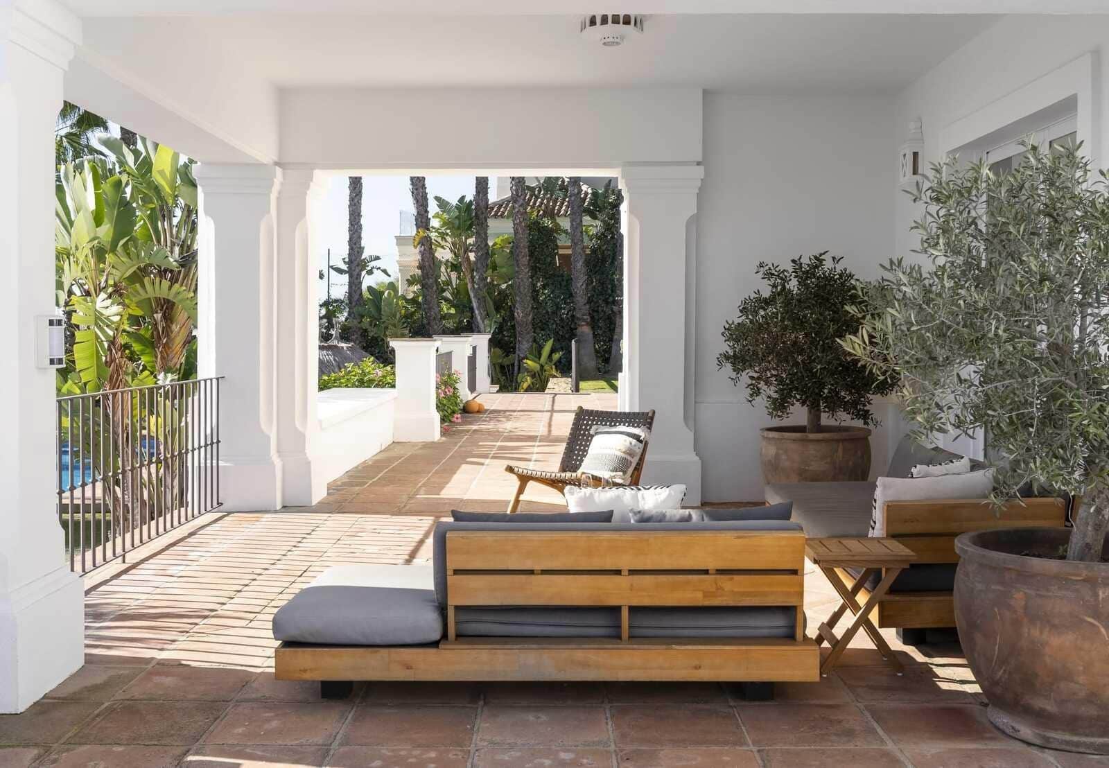 6 soverom Villa til salgs i Marbella med svømmebasseng garasje - € 3 990 000 (Ref: 8735555)