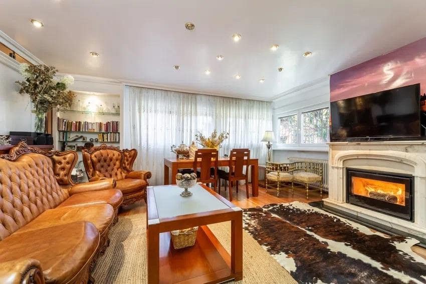 6 soveværelse Villa til salg i Madrid by med swimmingpool garage - € 1.200.000 (Ref: 8760333)