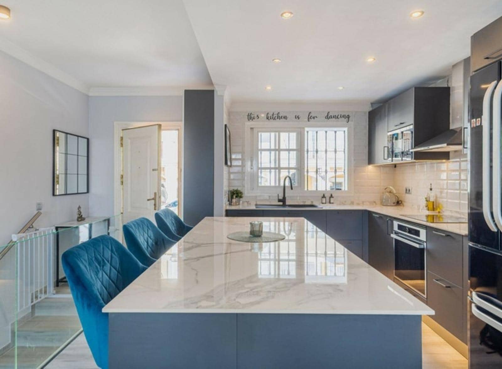 2 sypialnia Dom szeregowy na sprzedaż w Marbella z basenem garażem - 595 000 € (Ref: 8778518)