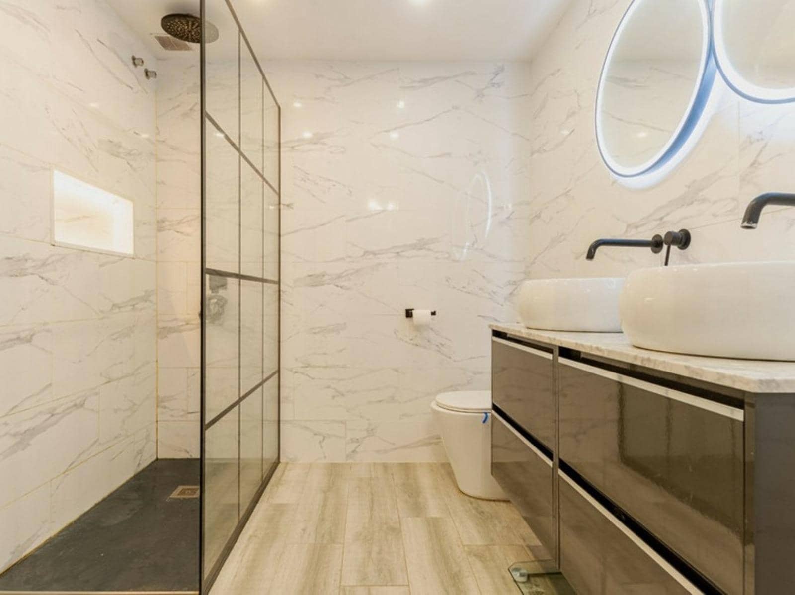 2 sypialnia Dom szeregowy na sprzedaż w Marbella z basenem garażem - 595 000 € (Ref: 8778518)