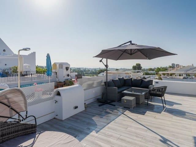 2 makuuhuone Rivitalo myytävänä paikassa Marbella mukana uima-altaan 
autotalli - 595 000 € (Ref: 8778518)