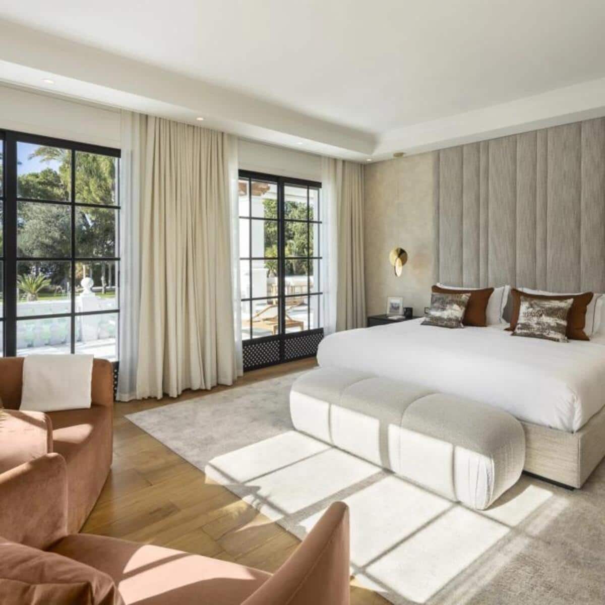 12 bedroom Villa for sale in Marbella with pool garage - € 10,850,000 (Ref: 8784015)