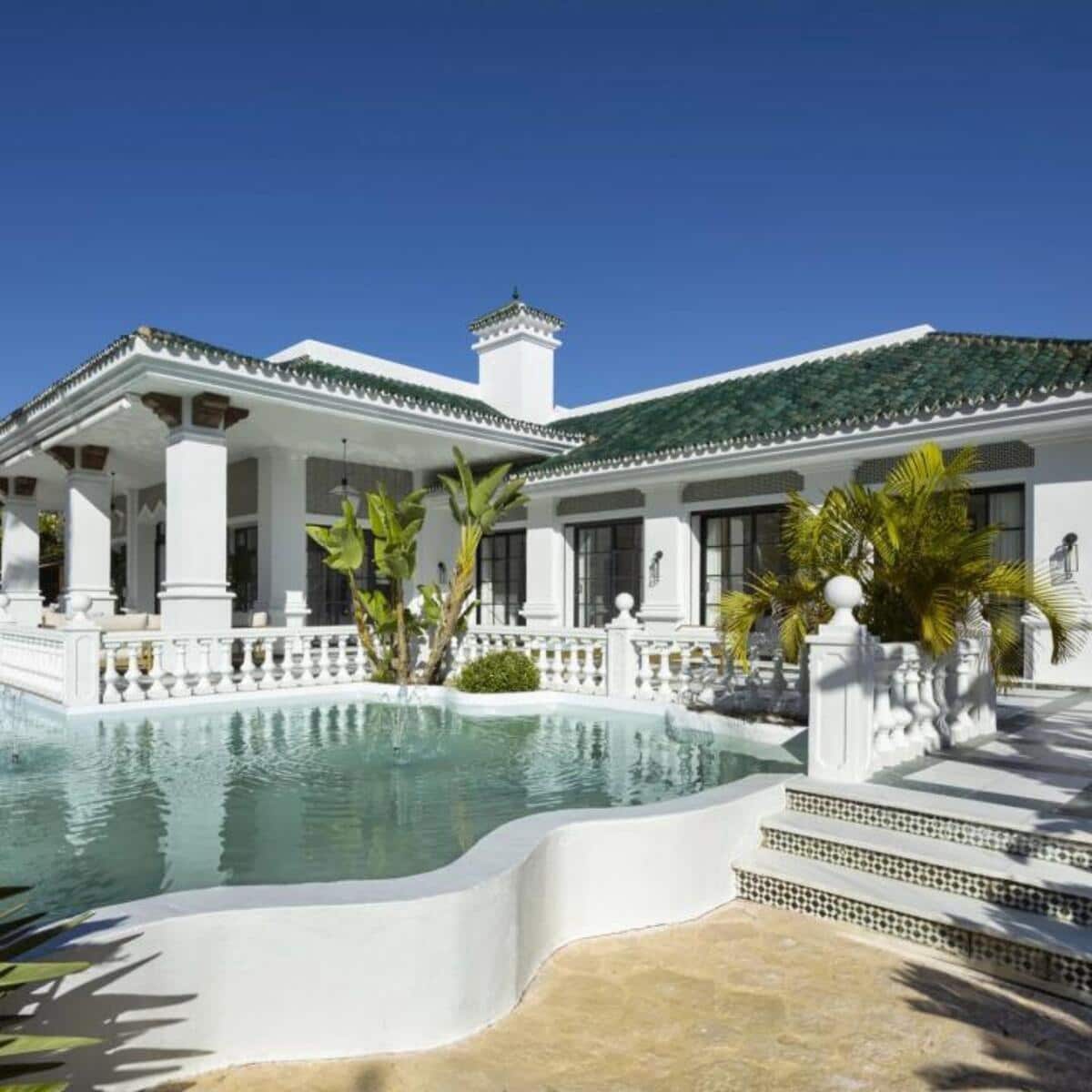 12 bedroom Villa for sale in Marbella with pool garage - € 10,850,000 (Ref: 8784015)