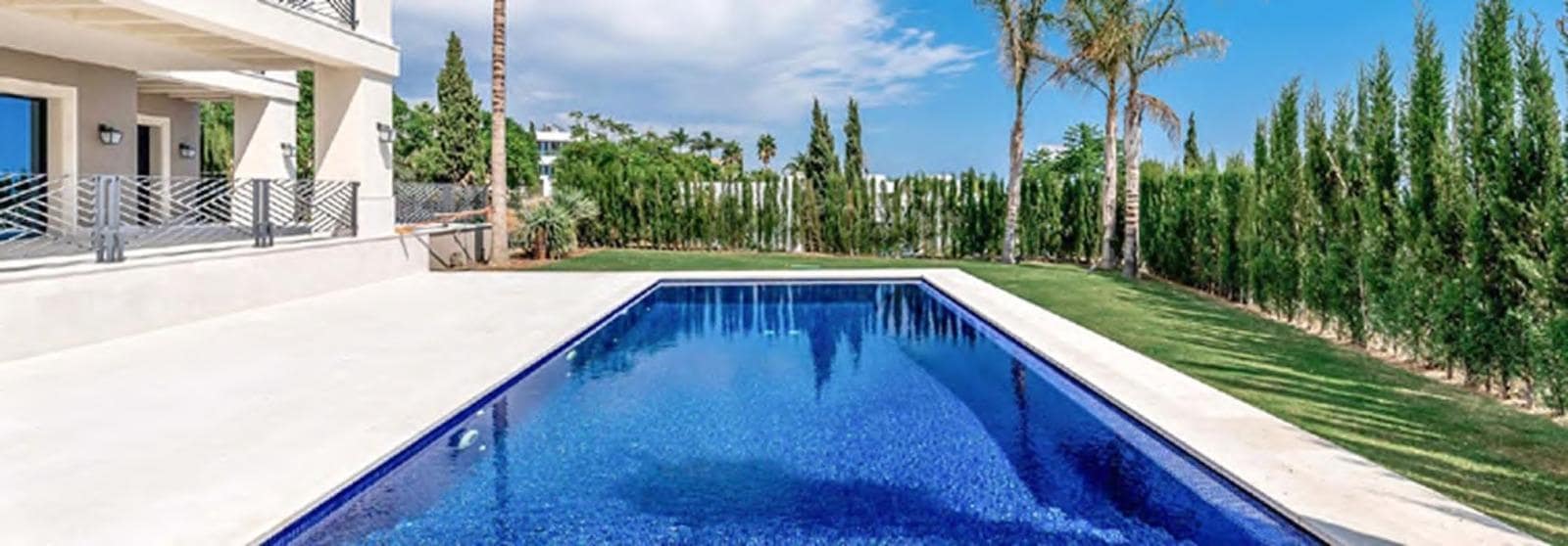 6 bedroom Villa for sale in Nueva Andalucia with pool garage - € 3,650,000 (Ref: 8784016)