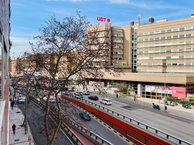 5 soveværelse Lejlighed til salg i Guindalera, Madrid by med garage - € 1.890.000 (Ref: 8809889)