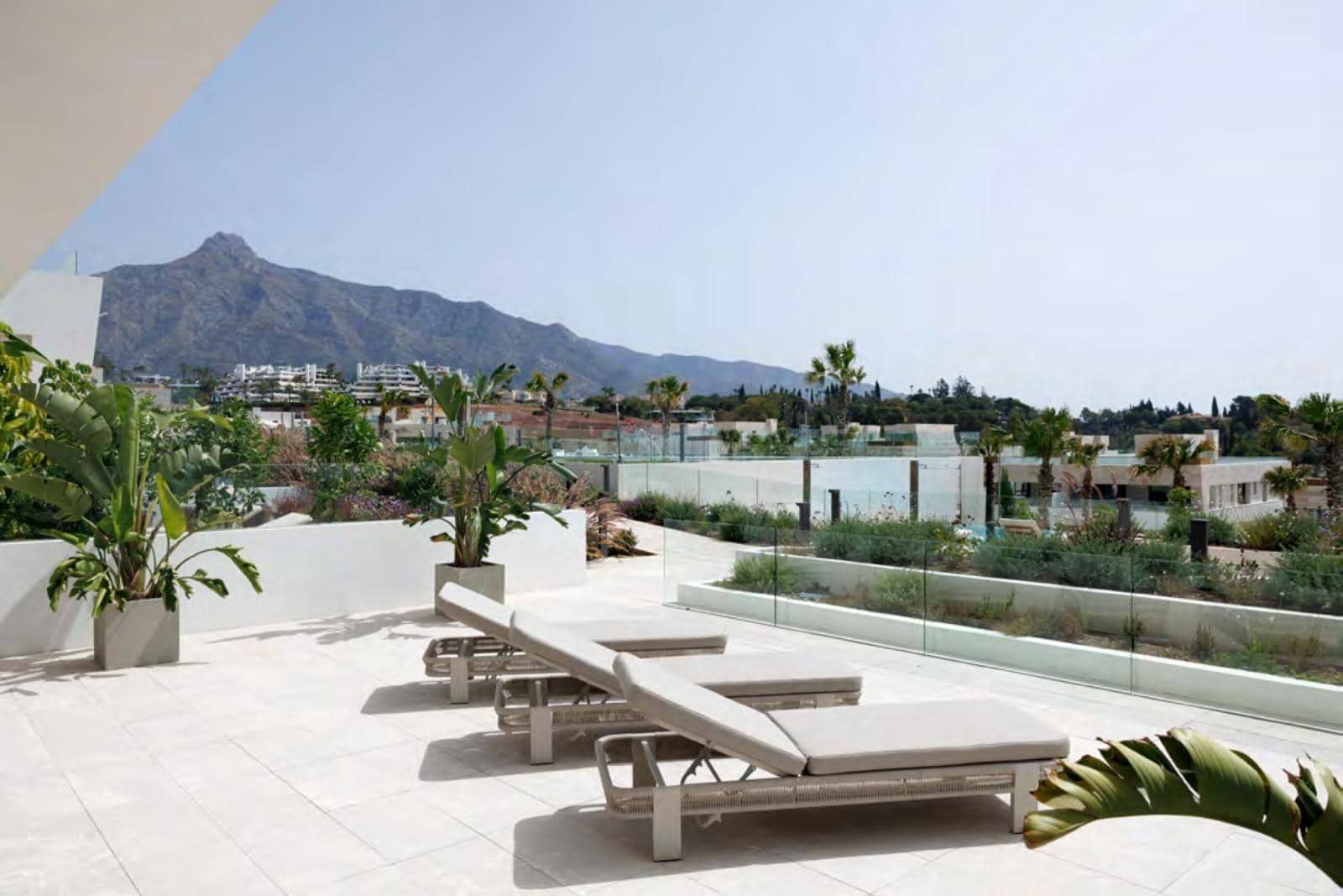 3 slaapkamer Penthouse te koop in Marbella met zwembad garage - € 4.750.000 (Ref: 8825319)