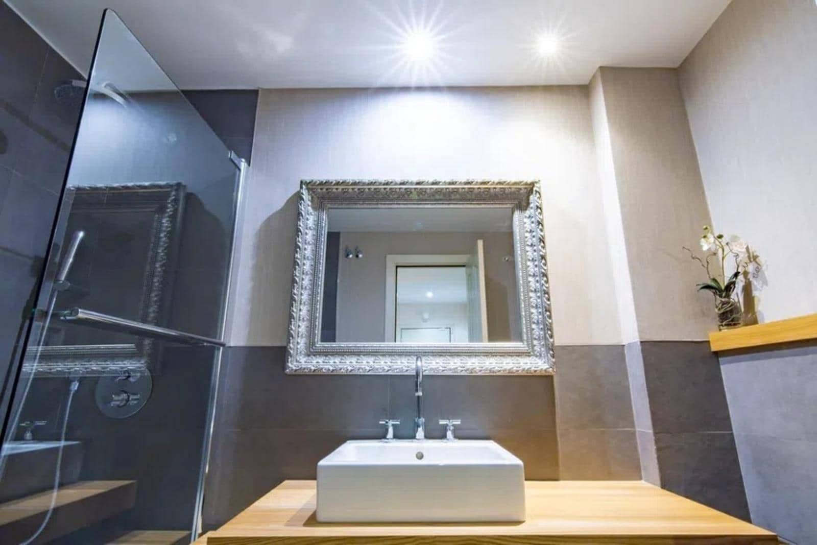 2 bedroom Apartment for sale in Benalmadena with pool garage - € 399,000 (Ref: 8825326)