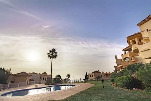 2 makuuhuone Huoneisto myytävänä paikassa Benalmádena mukana uima-altaan 
autotalli - 399 000 € (Ref: 8825326)