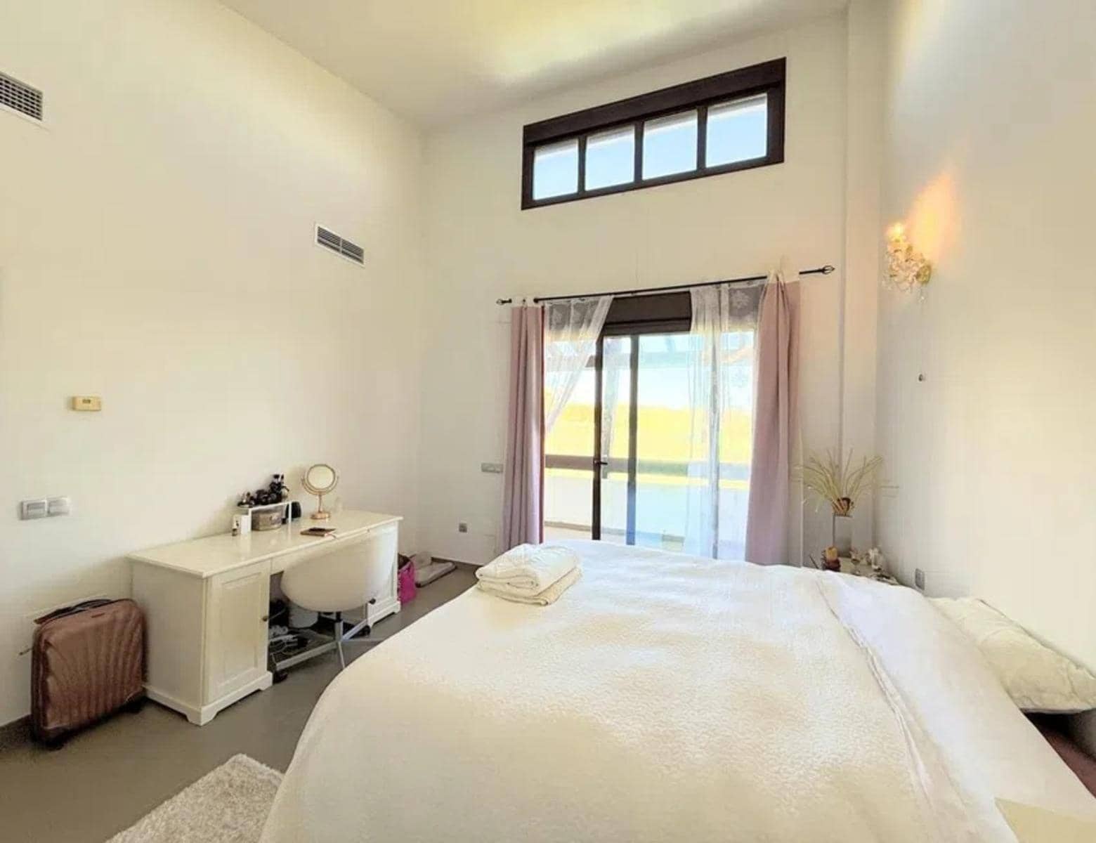 6 soverom Villa til salgs i Estepona med svømmebasseng garasje - € 950 000 (Ref: 8825327)