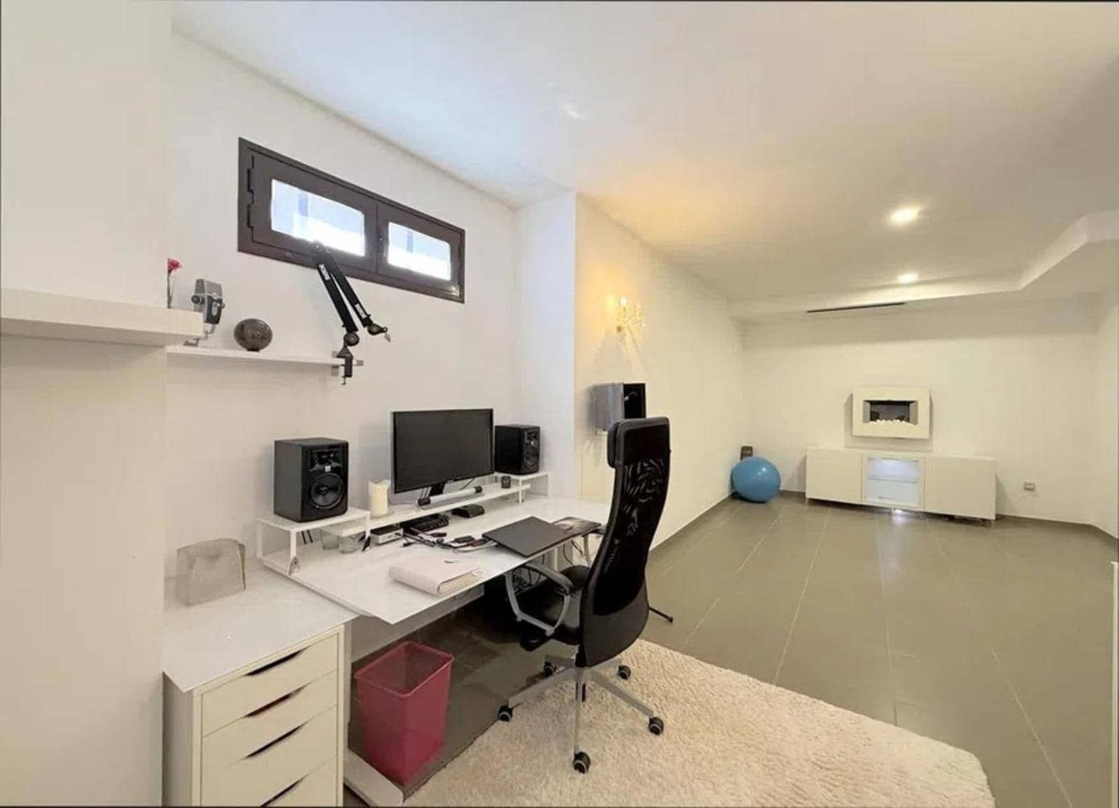 6 soverom Villa til salgs i Estepona med svømmebasseng garasje - € 950 000 (Ref: 8825327)