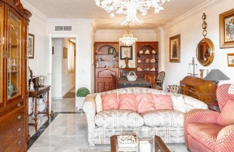 Ático de 3 habitaciones en Marbella en venta con piscina garaje - 769.000 € (Ref: 8827628)