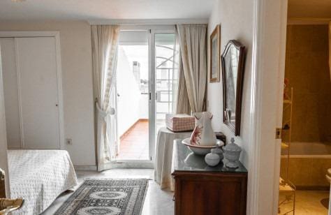 Ático de 3 habitaciones en Marbella en venta con piscina garaje - 769.000 € (Ref: 8827628)